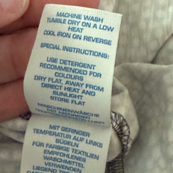 Boden Brown Polka Dot Dress Short Sleeve V-Neck Stretch Jersey Knit Size 6 - Picture 10 of 10